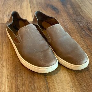 OLUKAI women’s leather walking shoes